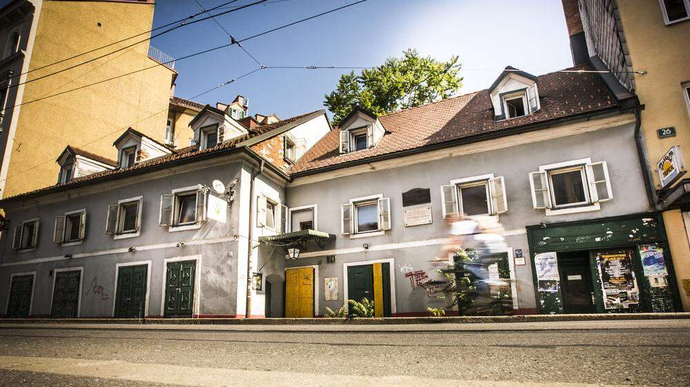 Seit Jahren ist das Girardi-Geburtshaus in der Leonhardstraße dem Verfall preisgegeben 