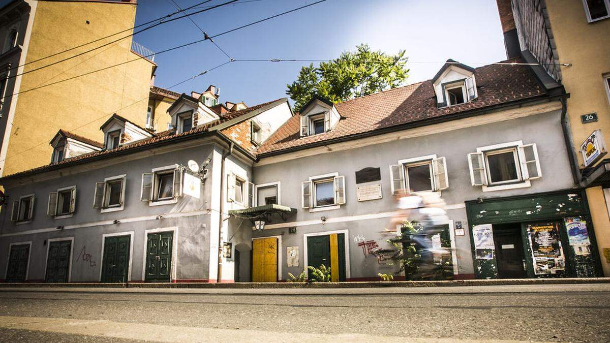 Seit Jahren ist das Girardi-Geburtshaus in der Leonhardstraße dem Verfall preisgegeben 