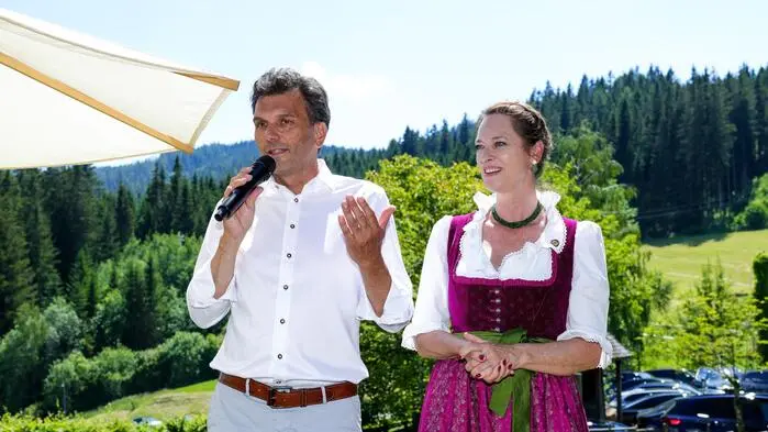 Begrüßten die Gästeschar: Oliver Pokorny, Chefredakteur der Kleinen Zeitung und Xenia Daum, Geschäftsführerin der Kleinen Zeitung