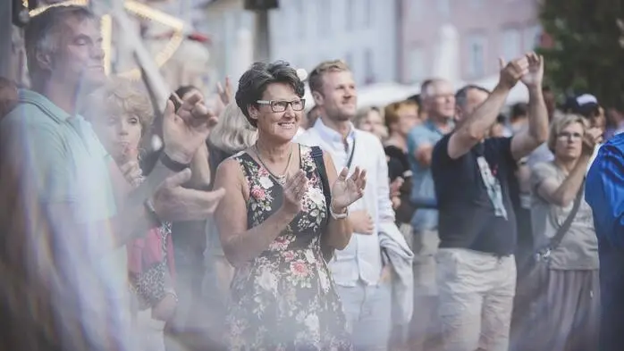 Die größten ABBA-Hits sorgten bei der Leoben Summer Night am Donnerstag für beste Stimmung am Hauptplatz.