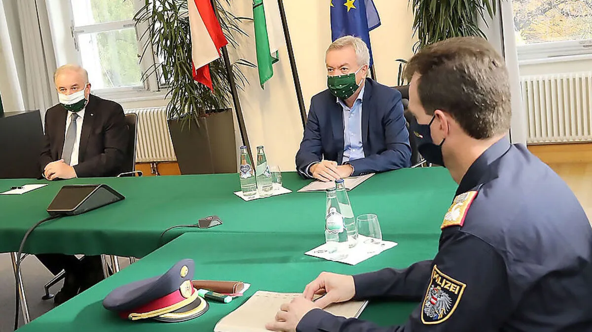 LH Hermann Schützenhöfer, Vize Anton Lang und Polizeidirektor Gerald Ortner