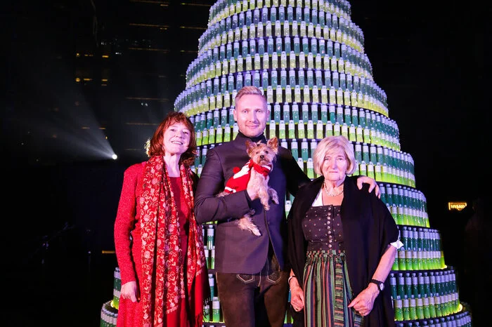 Die beiden mit Birgit Murr vom neu eröffneten österreichischen Konsulat Chengdu 