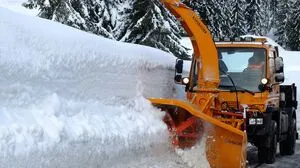 In Oberkärnten ist der Winterdienst besonders fordernd - so wie auf der B 90 Nassfeldstraße