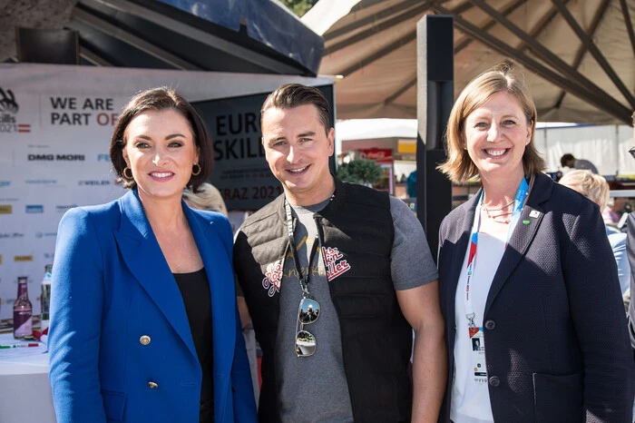 Tourismusministerin Elisabeth Köstinger, Andreas Gabalier und Tourismuslandesrätin Barbara Eibinger-Miedl