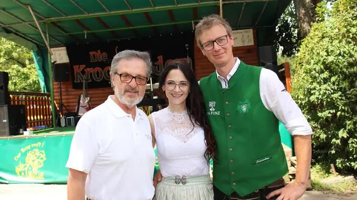 Am letzten Junitag lud Familie Bäuchel viele Gäste, Freunde und Kunden zum Kellerfest am Weingut „da Finz“ in Mooskirchen ein.