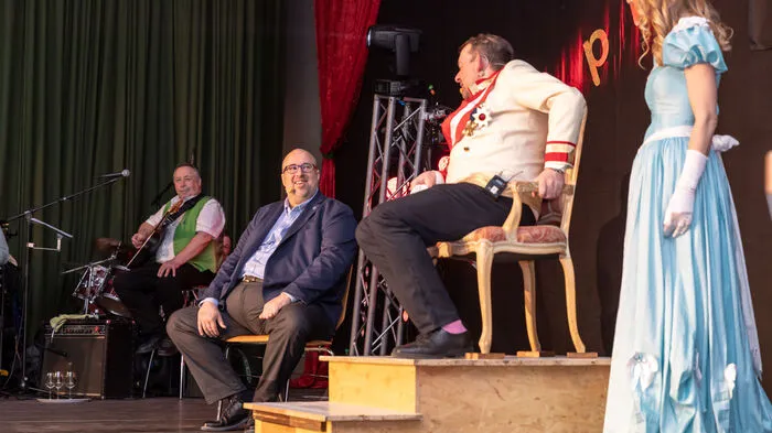 Lustige Faschingssitzungen - das überlässt man in der Gemeinde Gratwein-Straßengel nicht den Kärntnern. Am Freitag und am Samstag (7. und 8. Februar) lädt das Faschingskomitee der Gemeinde zur kurzeweiligen Faschingssitzung.