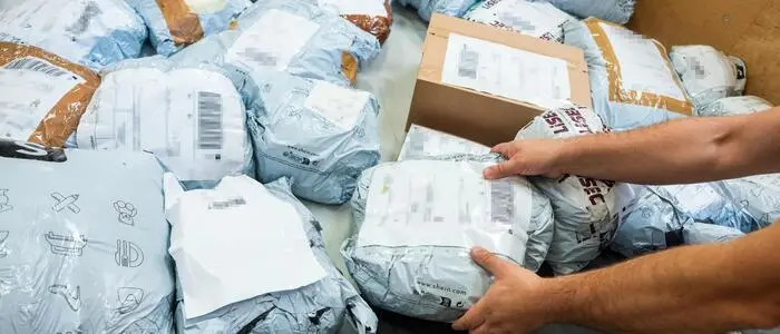 Die Paketsteuer wurde am 1. Oktober eingeführt und sorgt für viele Debatten