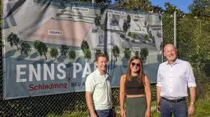 Die Projektverantwortlichen: Gemeinderat Peter Stocker, Elena Waschl (Mitwirkende bei den Planungsarbeiten), Bürgermeister Hermann Trinker