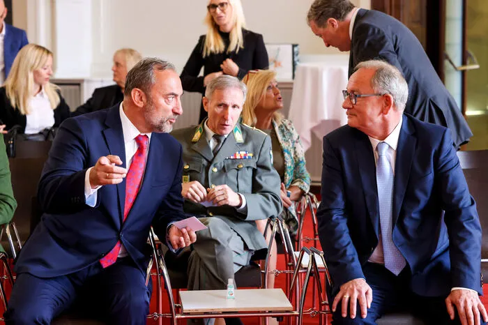 Detlev Eisel-Eiselsberg mit Mario Eustacchio (FPÖ)