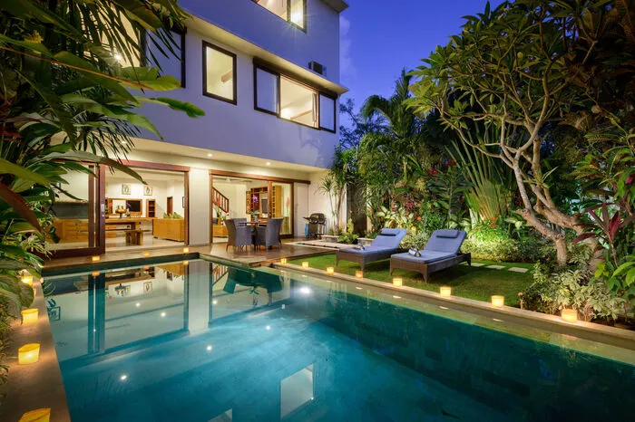 Echo Beach Twonhouses, Canggu, Indonesien Canggu, ein Küstenstreifen auf Bali, ist das von Booking.com-Gästen am häufigsten für gesundes Essen empfohlene Reiseziel. Damit liegt der Urlaubsort vor Ubud in Indonesien und Tel Aviv in Israel, die den zweiten und dritten Platz belegen.