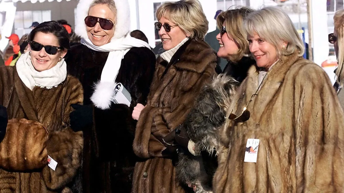 Ohne Pelz geht es hier in St. Moritz nicht