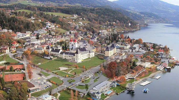 Zukunftsmusik? So könnte der Bereich vor dem Stift Millstatt ohne ruhenden Verkehr ausschauen