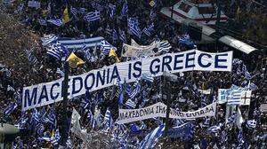 TOPSHOT-GREECE-MACEDONIA-POLITICS-DEMONSTRATION
