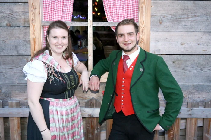 Die örtliche Landjugend (LJ) lud unter Obmann Manuel Schrittesser und Leiterin Sarah Ruhdorfer (Foto) am Samstagabend zur traditionellen Sonnwendfeier. 