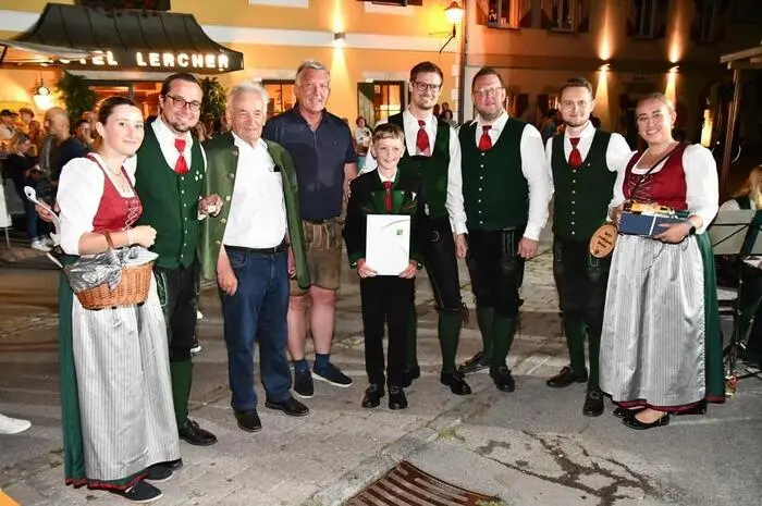 Christian Jank aus St. Peter am Kammersberg folgt auf Christoph Lassacher. Nach der Pause beim Dämmerschoppen wurde der Wechsel vollzogen.