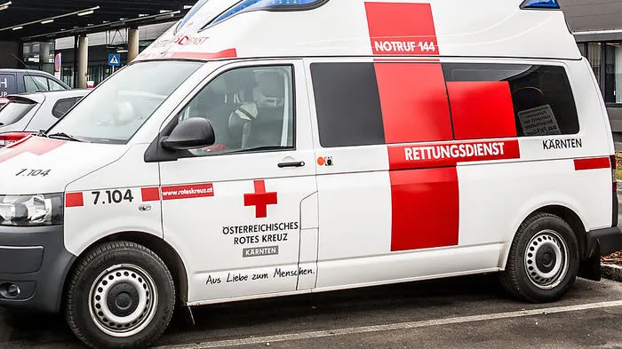 Der Verletzte wurde ins Unfallkrankenhaus eingeliefert