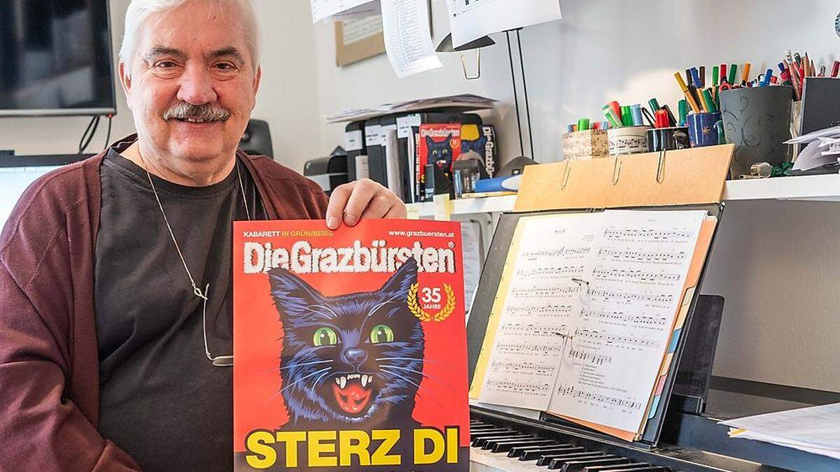 Gerhard Wanker mit seinen Grazbürsten