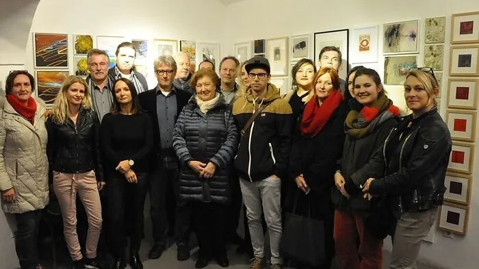 Die Vernissage am "Südpol" am Freitag mit Künstlern und Ehrengästen