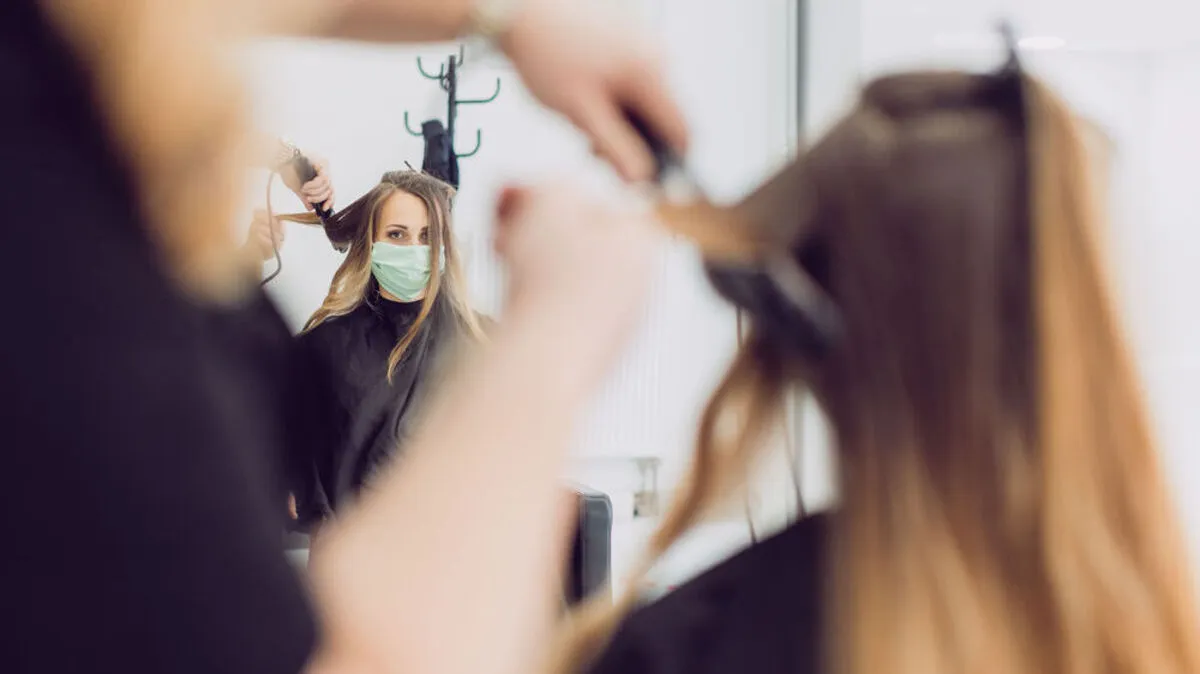 Die Arbeitsbedingungen für Friseure sind seit zwei Jahren besonders herausfordernd