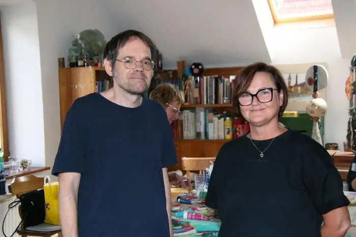 Die beiden anerkannten Künstler Maria Trattner und Stephan Hafner hielten einen Acryl-Malkurs für Anfänger und Malerfahrene ab.