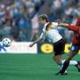 Das letzte Mal, als Deutschland gegen Spanien in einem Pflichtspiel gewonnen hat: 1988 bei der Heim-EM dank eines Doppelpacks von Rudi Völler