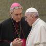 Gänswein und Papst Franziskus