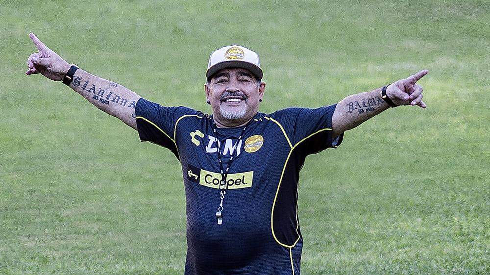 Diego Maradona wurde operiert - innere Blutungen
