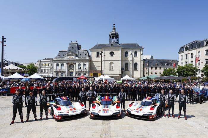 Porsche-Penske-Team: Die Schnellsten im Kampf mit Ferrari und Toyota. Das Ziel: Zum 75-Jahr-Jubiläum von Porsche die 100ste Ausgabe der 24 Stunden von Le Mans zu gewinnen