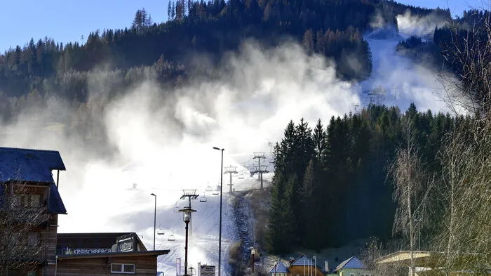 Die Schneekanonen am Kreischberg laufen auf Hochtouren.
