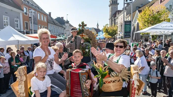 Was für ein Fest! Klicken Sie sich durch!