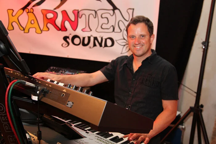 Für die richtige musikalische Stimmung und gute Laune sorgte das Duo „Kärnten Sound“.