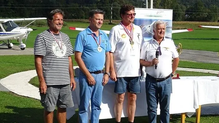 Johannes Cserveny, Staatsmeister Wolfgang Schneckenreither, Walter Dworschak und Streckenplaner Helmuth Gratschner.