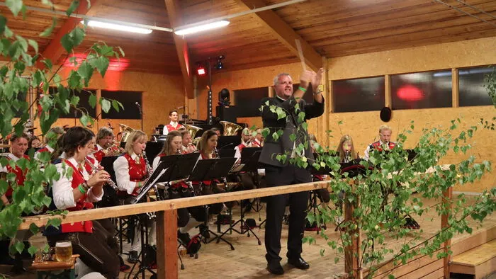 Bürgermeister Hannes Primus sorgte für den richtigen Takt bei der Trachtenkapelle St. Margarethen.