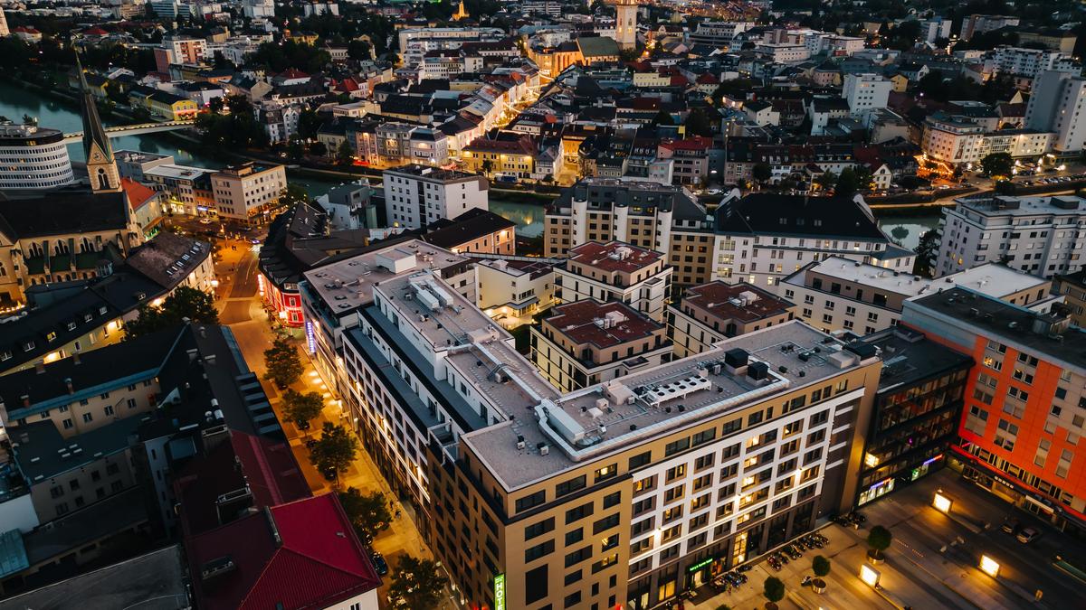 Das „Max Palais“ ist ein großes Stadtviertel beim Hauptbahnhof Villach