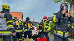 Sieben Feuerwehren mit 50 Einsatzkräften waren beim Chlorgasunfall vor Ort