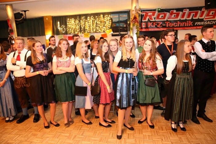 Und es war der Bezirksvorstand, der für eine rauschende Ballnacht gesorgt hatte. 