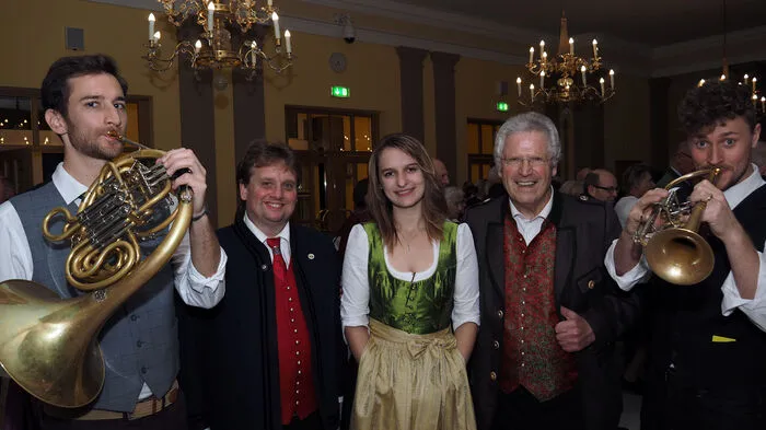 Zum 13. Mal tourt Richi Di Bernardo heuer mit dem Fest der Stimmen durch Kärnten. Am Freitag konzertierten das Kärntner Doppelsextett, der MGV Kaning und die Blechreiz-Bläser im Klagenfurter Konzerthaus, einen Tag vor dem großen Tour-Abschlusskonzert in St. Stefan im Lavanttal.