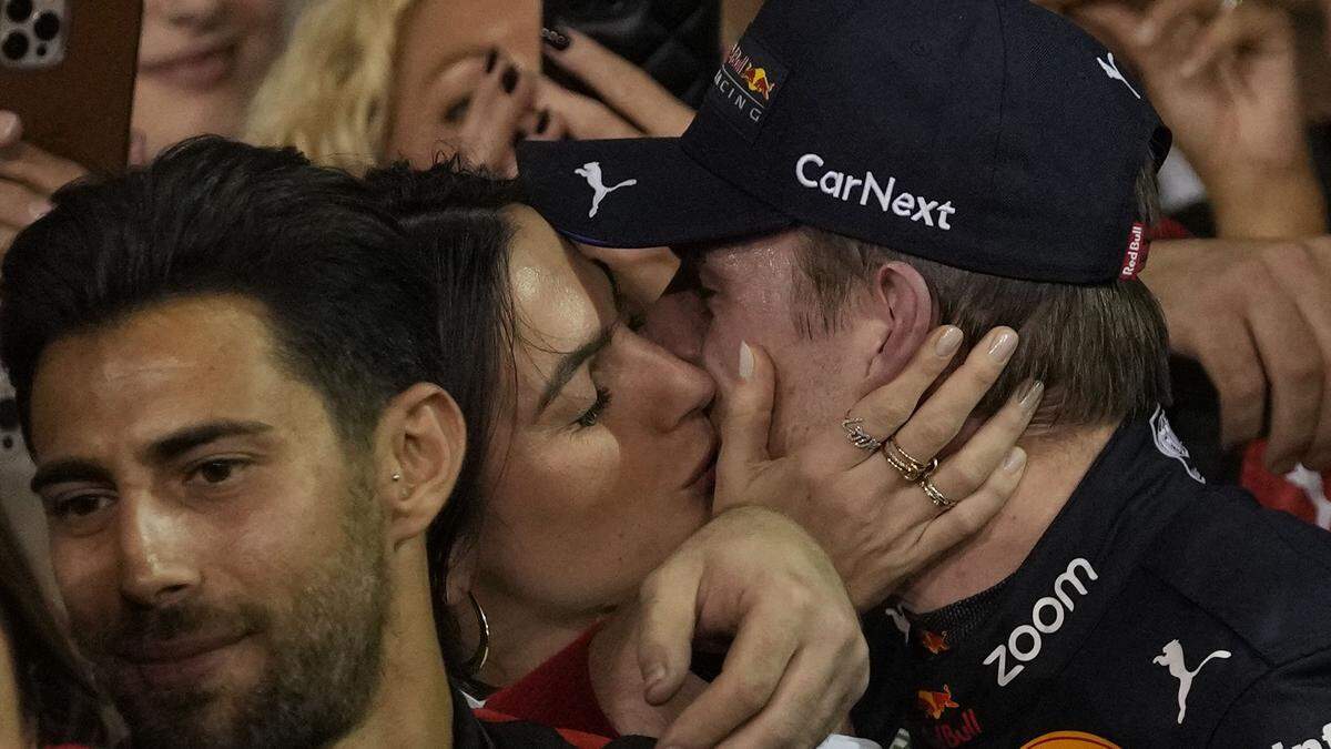 Ein Kuss für den Sieger von Kelly Piquet