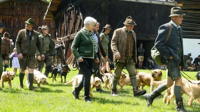 „Jagdhund & Hörnerklang“ im Freilichtmuseum - Klicken Sie sich durch die Fotos von der Veranstaltung. 
