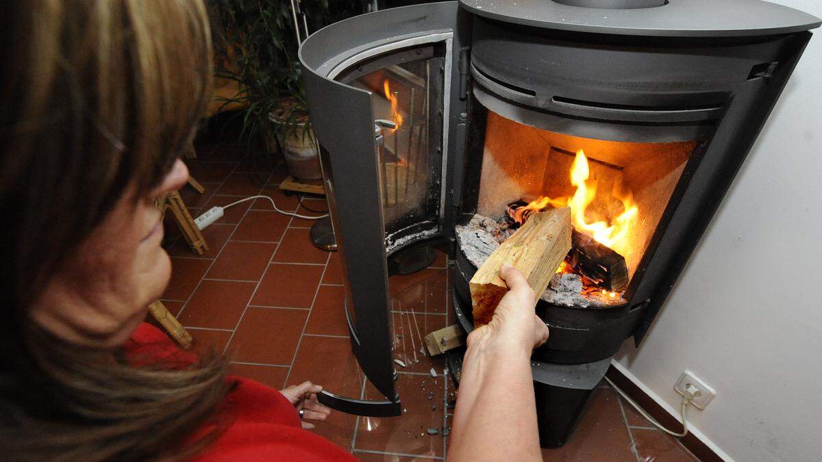 Kaminöfen boomen, doch Installation und Betrieb sollten fachkundig erfolgen