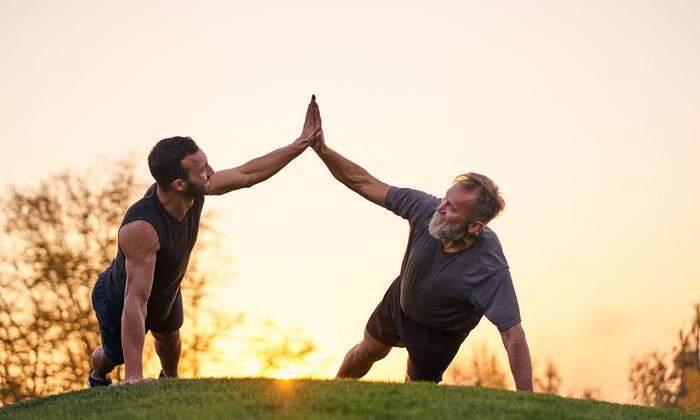 Ob Yoga oder Cross Workout - gemeinsam macht's gleich viel mehr Spaß.