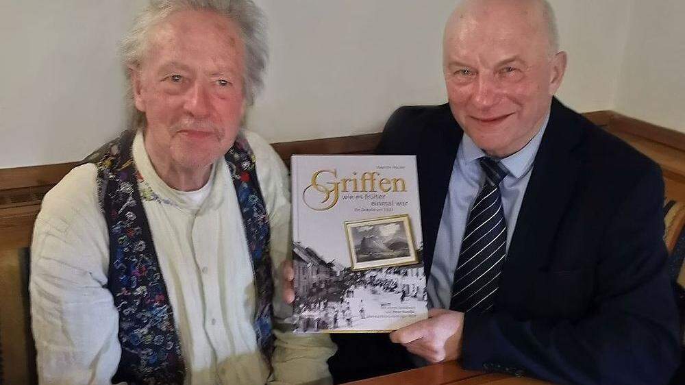 Peter Handke und Valentin Hauser mit dem neuen Buch