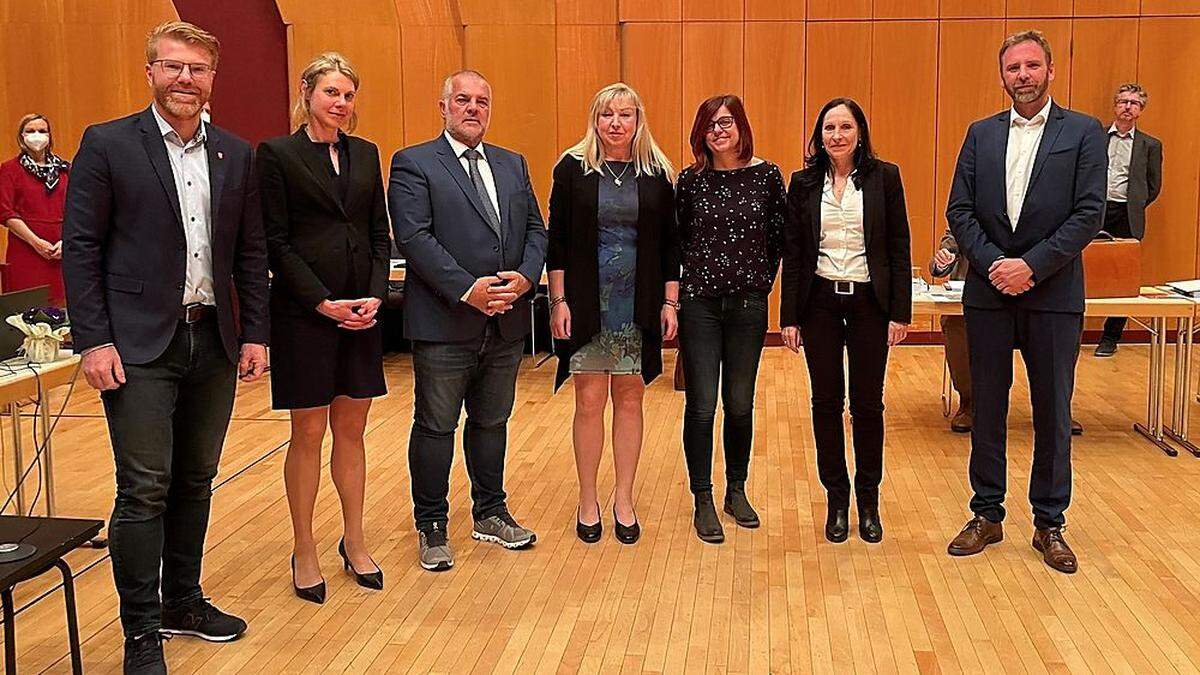 Harald Bergmann, Nina Pölzl, Erwin Schabhüttl, Regina Biela, Dagmar Herbst, Doris Eckstein und Rene Jäger (von links)