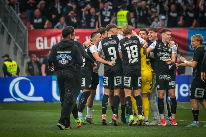Die Grazer setzten sich im Finale 2:1 gegen Rapid Wien durch