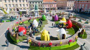 Der Ostermarkt in Klagenfurt verfügt über das vermutlich größte Osternest der Welt