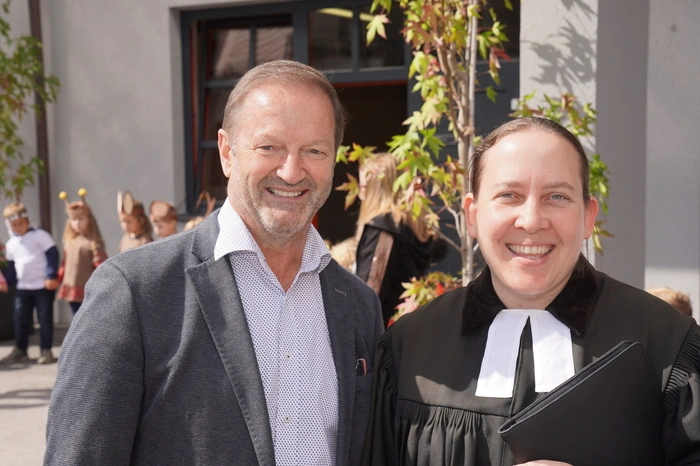 Bürgermeister Josef Brandner und die evangelische Pfarrerin Franziska Förster. 