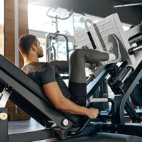 Im BFR-Training kann man mit weniger Gewicht gleiche Wirkung erzielen