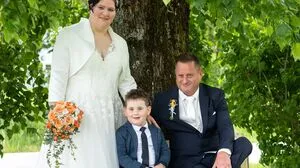 Das Brautpaar mit Sohn Jakob 