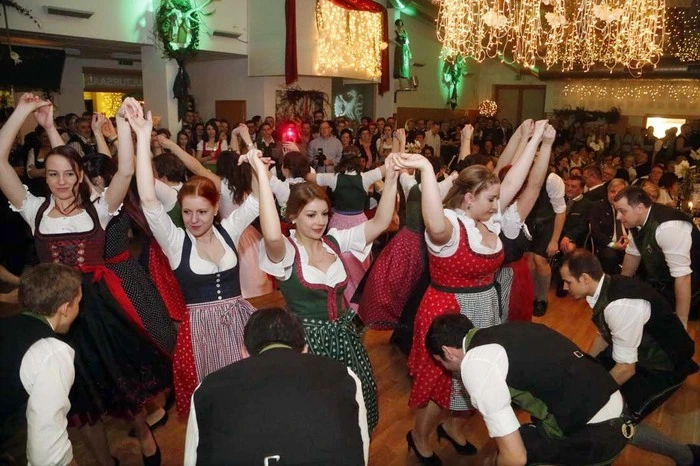 ...als einer der Faschingshöhepunkte der Region und des steirischen Thermenlandes.