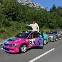 Nicht nur bei Sonne hat Michael Tautscher etwas zum Jubeln, der Brucker fährt eigentlich lieber bei widrigen Straßenbedingungen